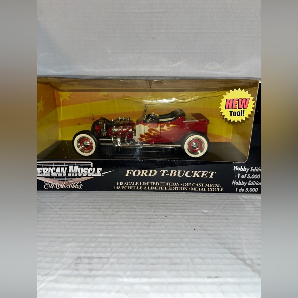 2003 ERTL 33503 Red Ford T-Bucket W/Flames 1/5K  1:18 new In Box